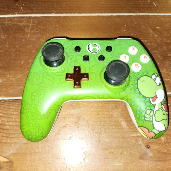 Yoshi Nintendo Switch Controller - Picture 2 of 3